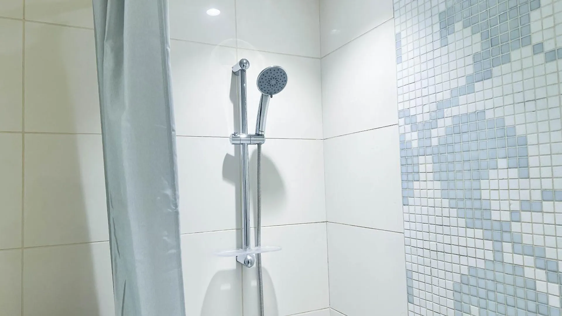 아파트 Modern Studio In Business Bay Capital Bay Tower 두바이
